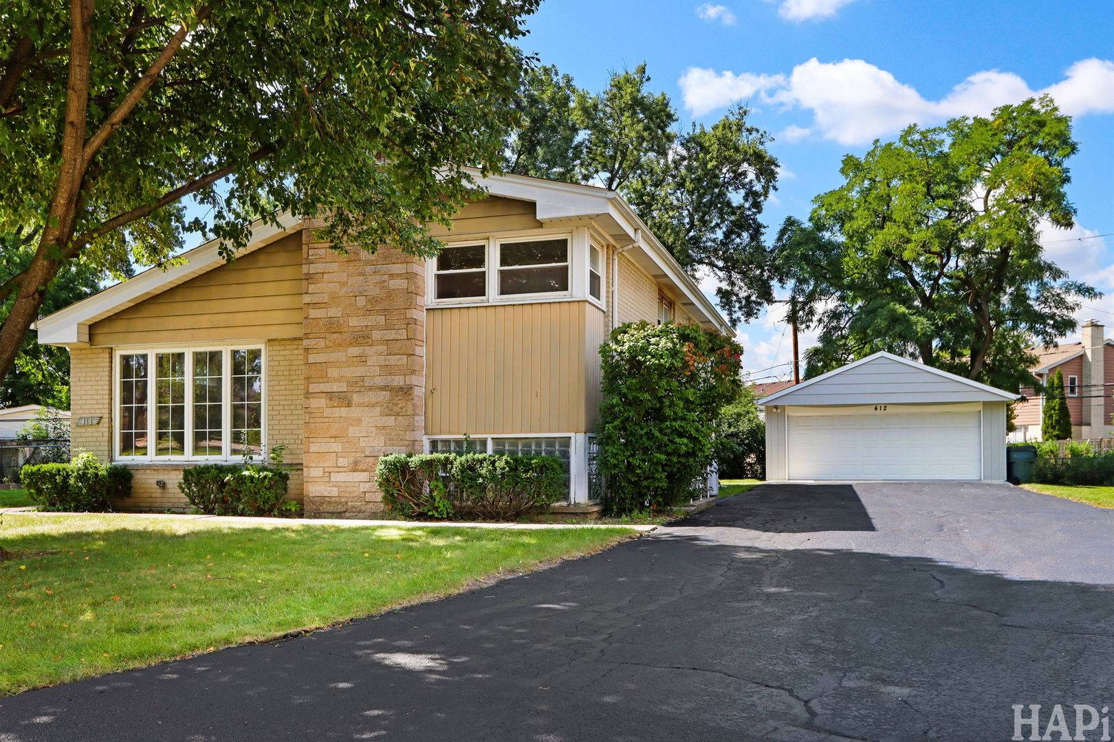 412 Warren RD, Glenview, IL 60025