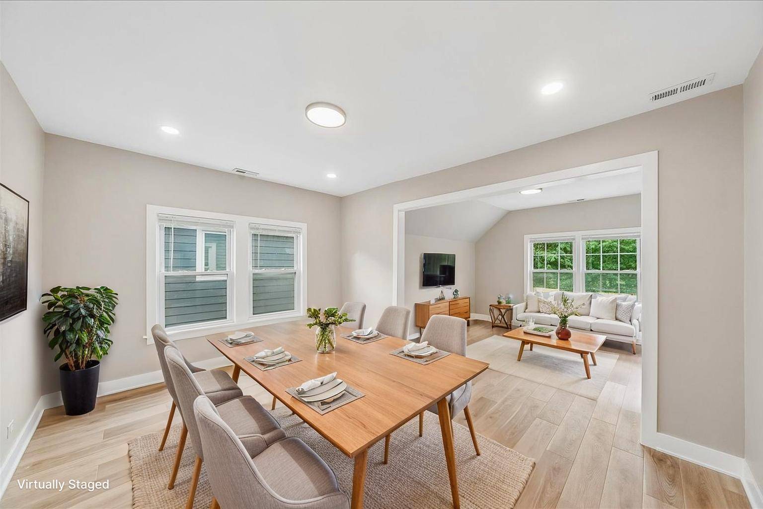 1619 Florence AVE #2, Evanston, IL 60201