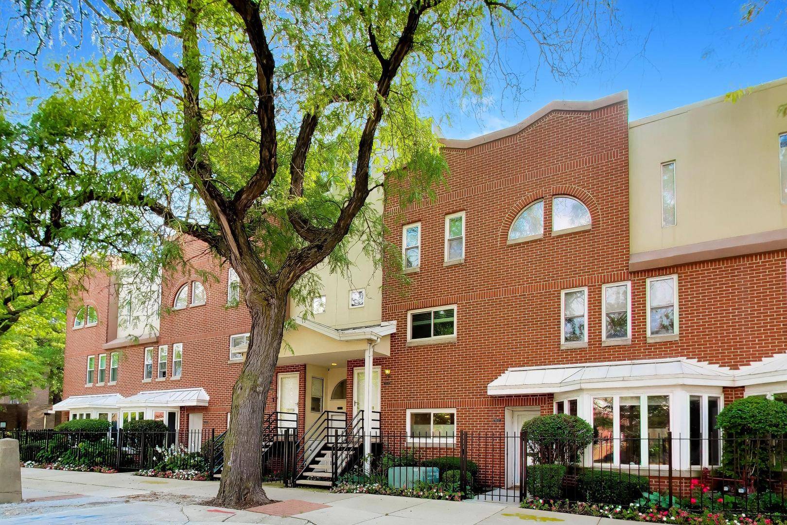 701 S Carpenter ST #C, Chicago, IL 60607
