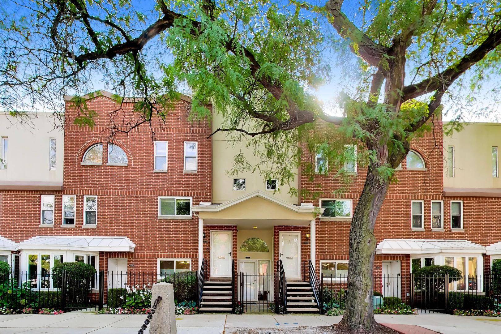 701 S Carpenter ST #C, Chicago, IL 60607
