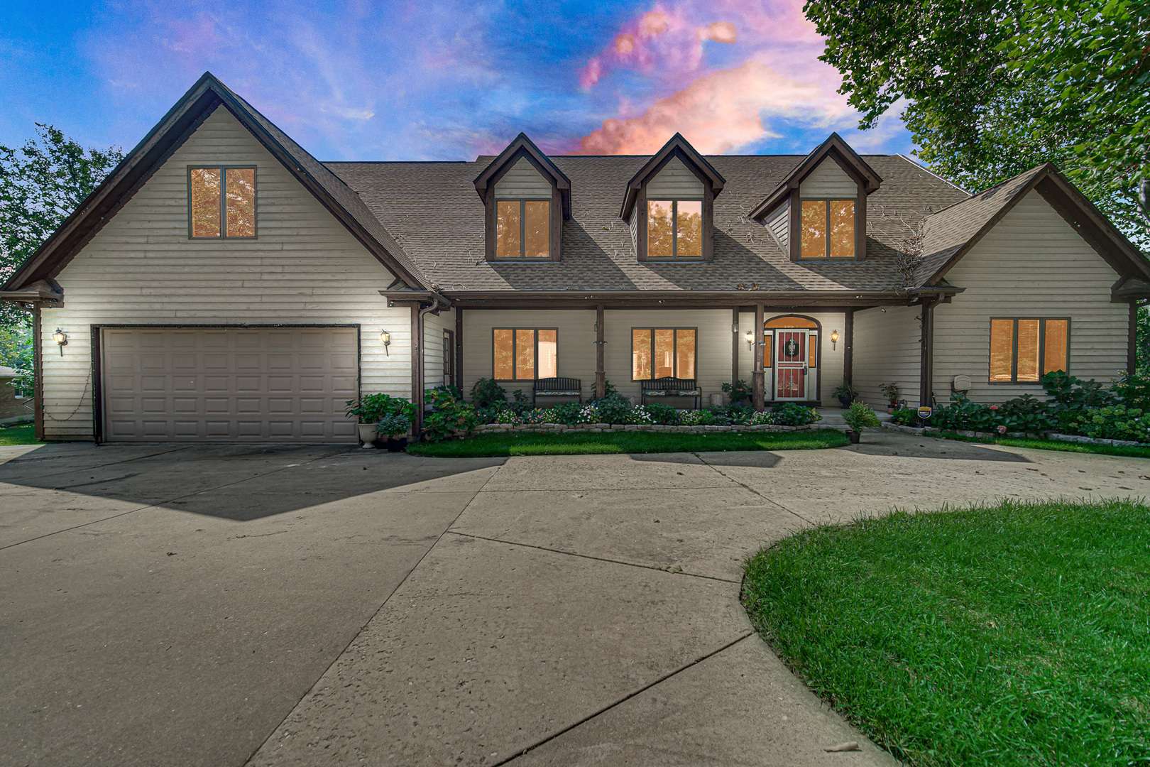 23 Amanda LN, Yorkville, IL 60560
