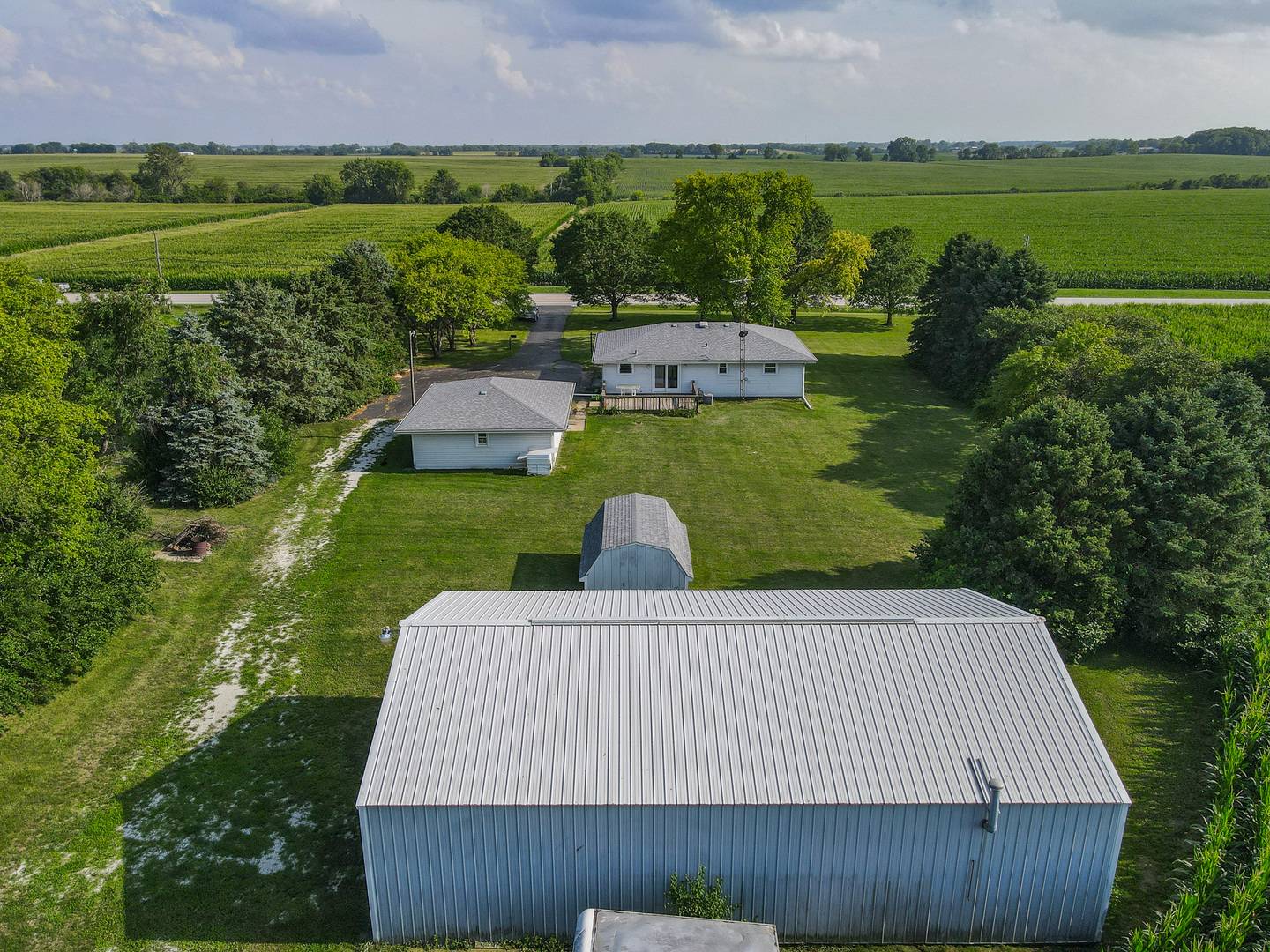 19600 W Peotone RD, Wilmington, IL 60481