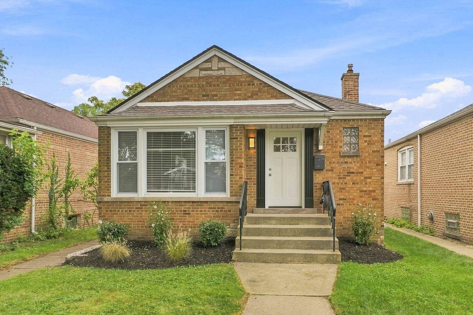 8550 S Jeffery BLVD, Chicago, IL 60617