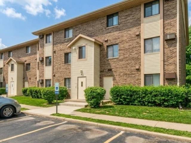 2 Echo CT #2, Vernon Hills, IL 60061