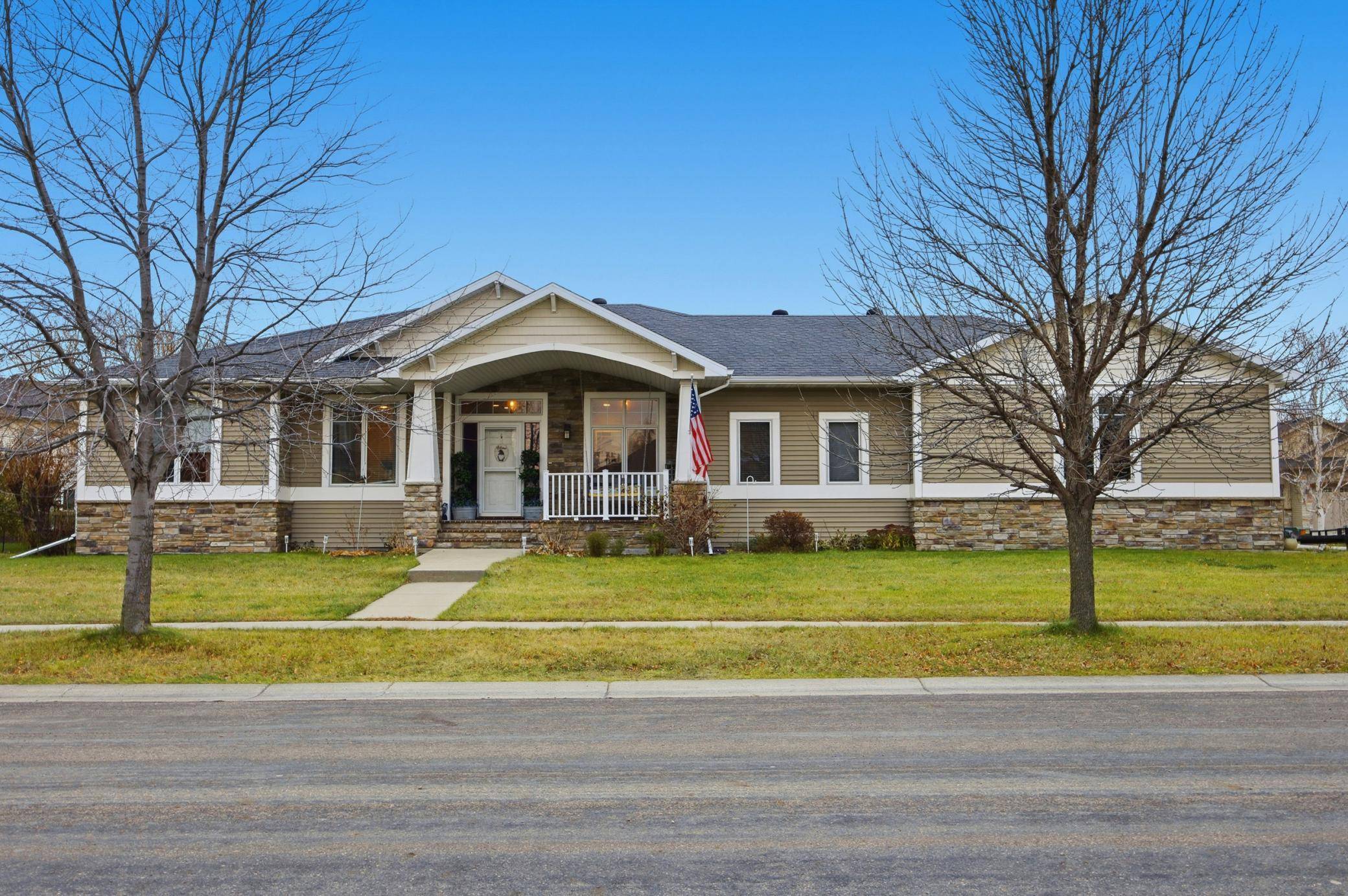 3847 43rd AVE S, Moorhead, MN 56560
