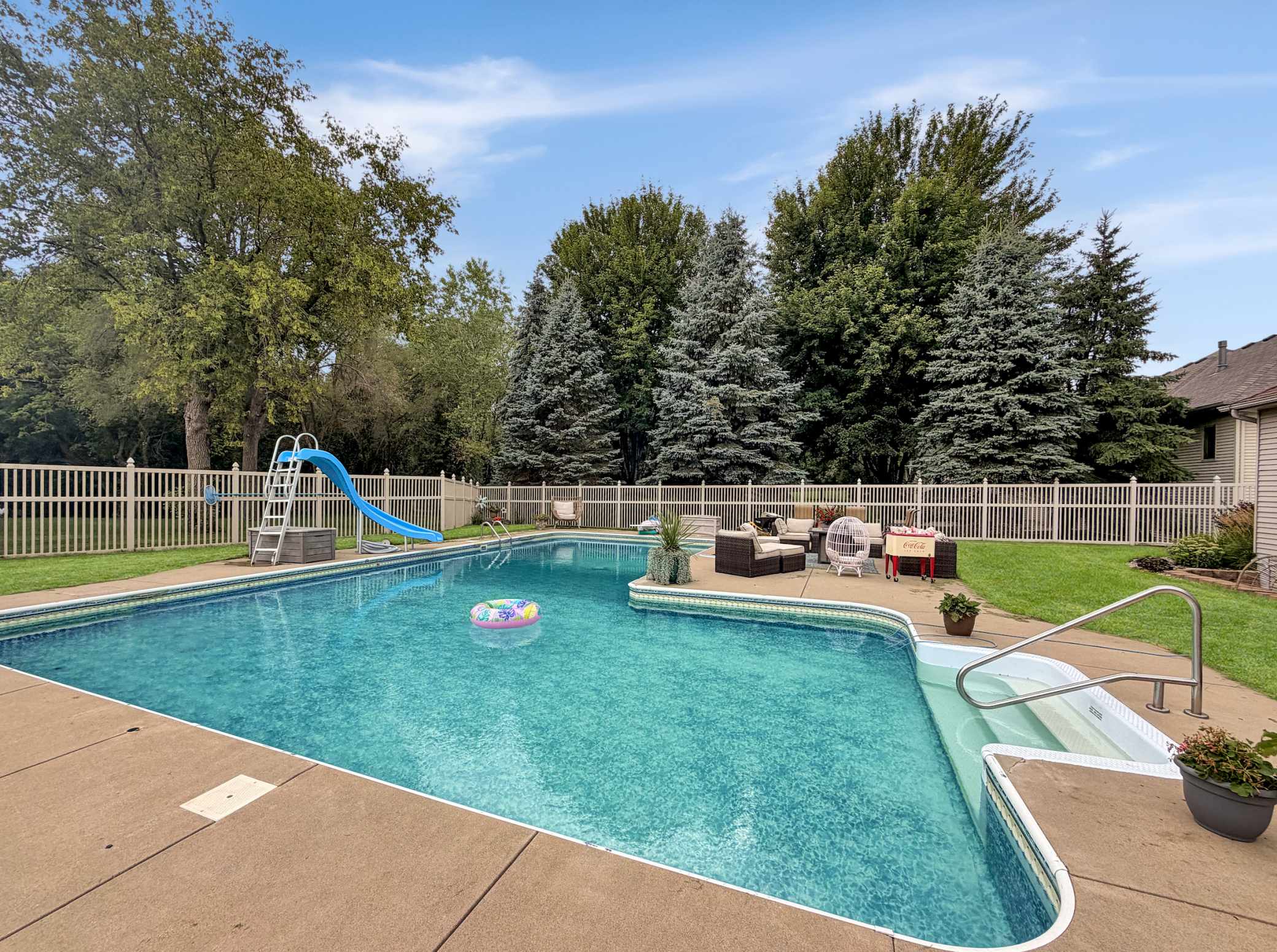 1910 Temminck Rd, Saint Cloud, MN 56301