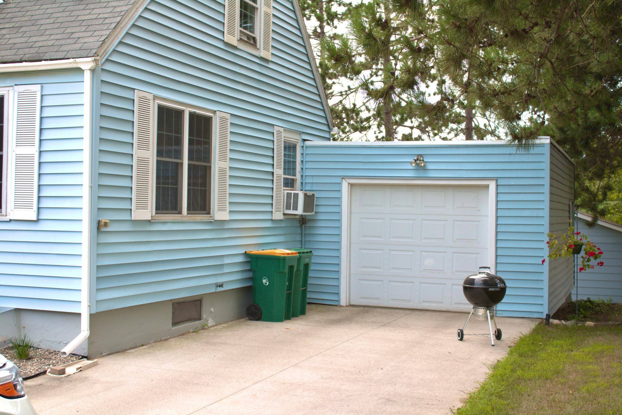 715 NW 9th AVE, Grand Rapids, MN 55744