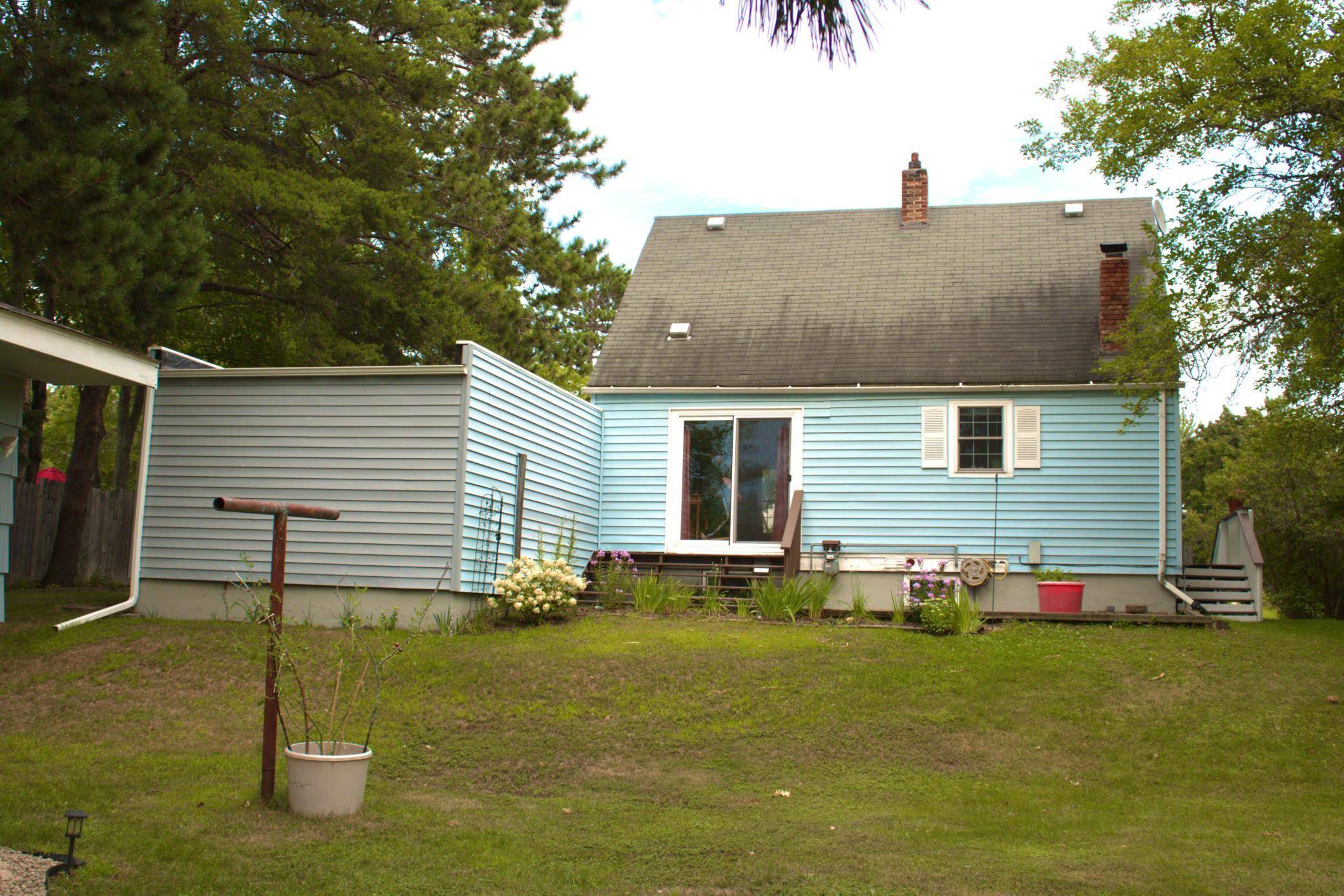 715 NW 9th AVE, Grand Rapids, MN 55744