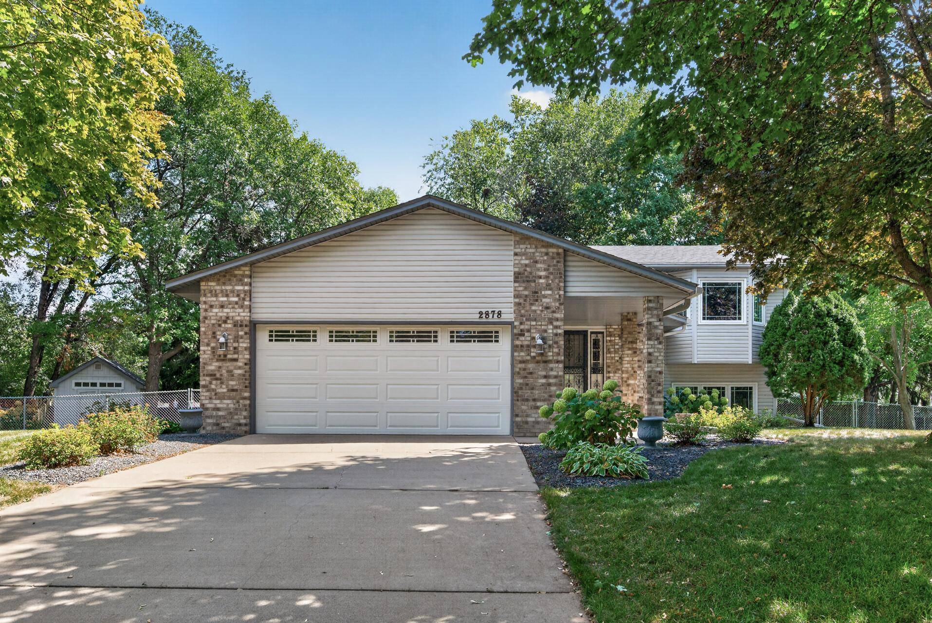 2878 117th LN NW, Coon Rapids, MN 55433