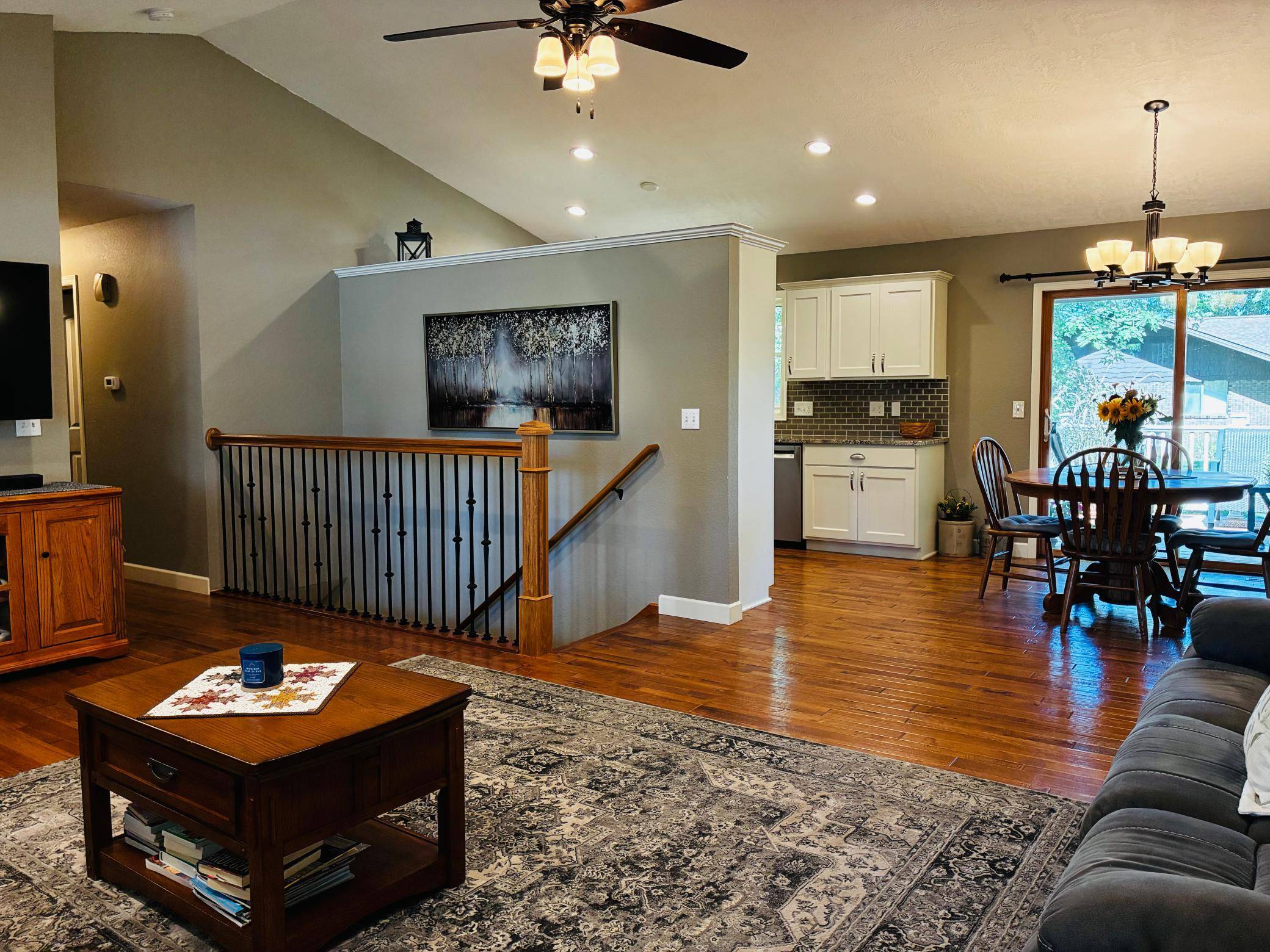 1960 Willow AVE, Worthington, MN 56187