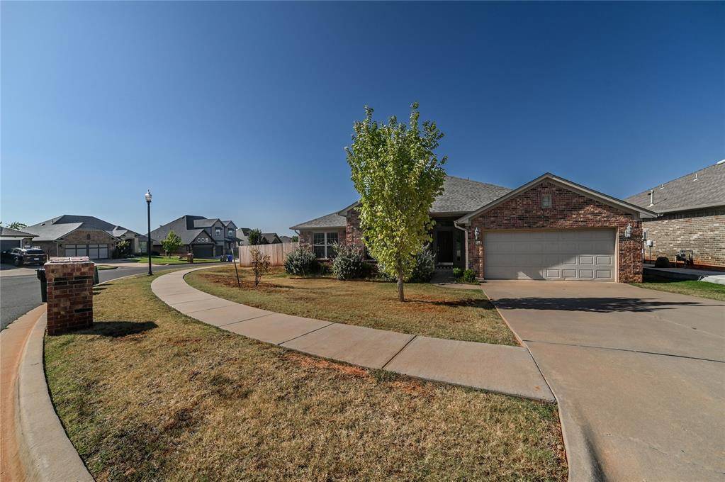 605 Carolyn Ridge RD, Norman, OK 73071
