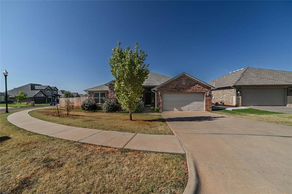 605 Carolyn Ridge RD, Norman, OK 73071