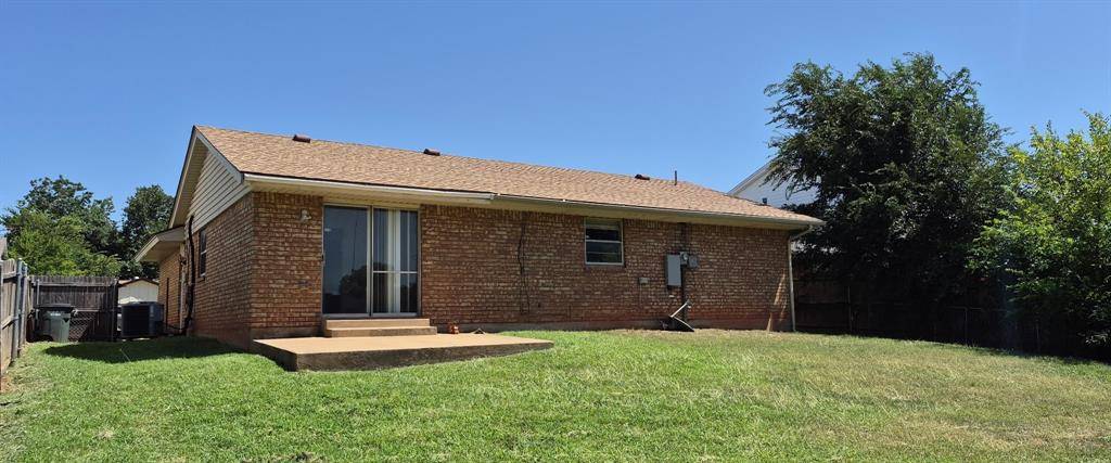 3800 Chetwood DR, Del City, OK 73115