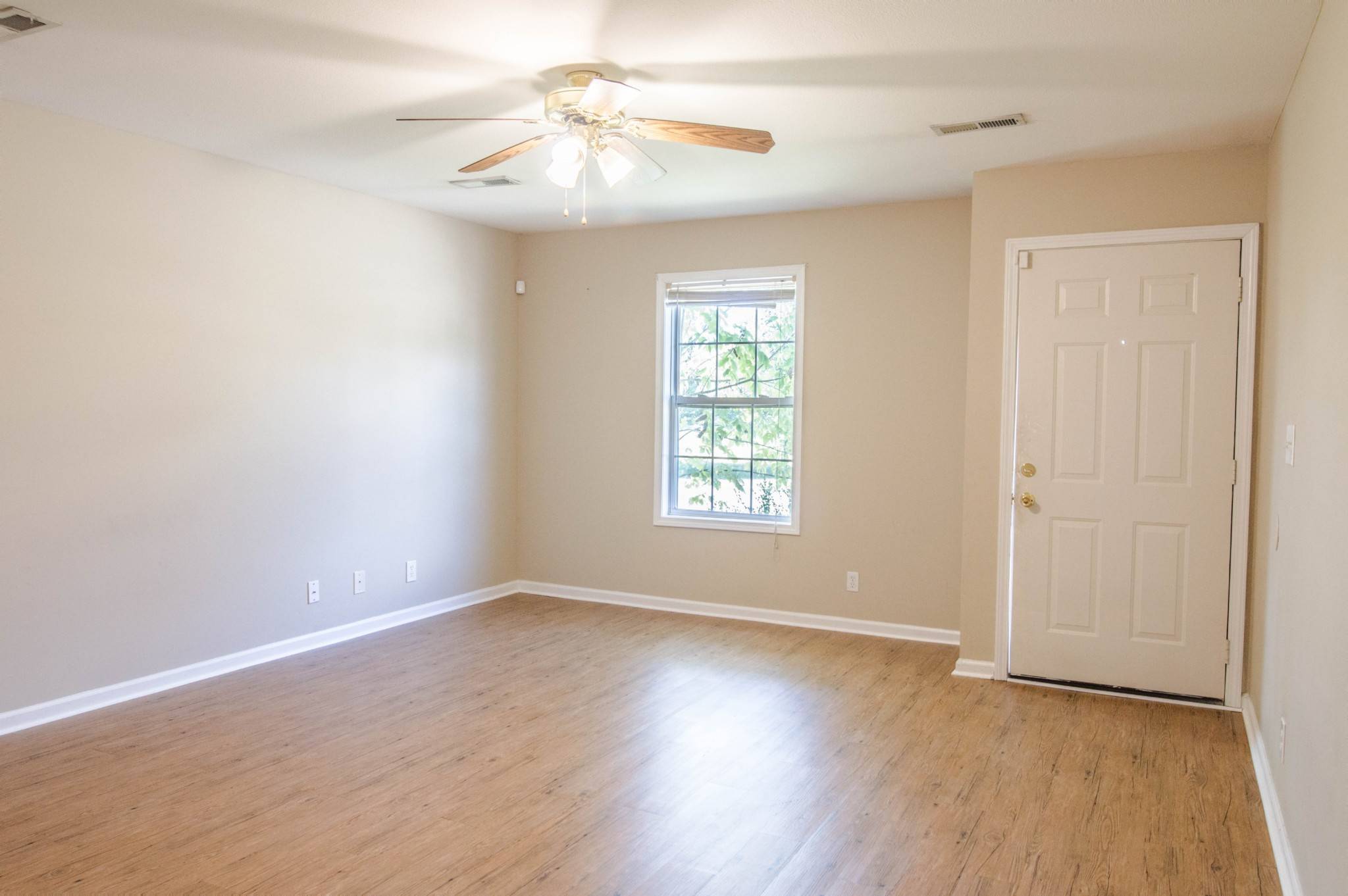 293 Executive Avenue #B, Clarksville, TN 37042
