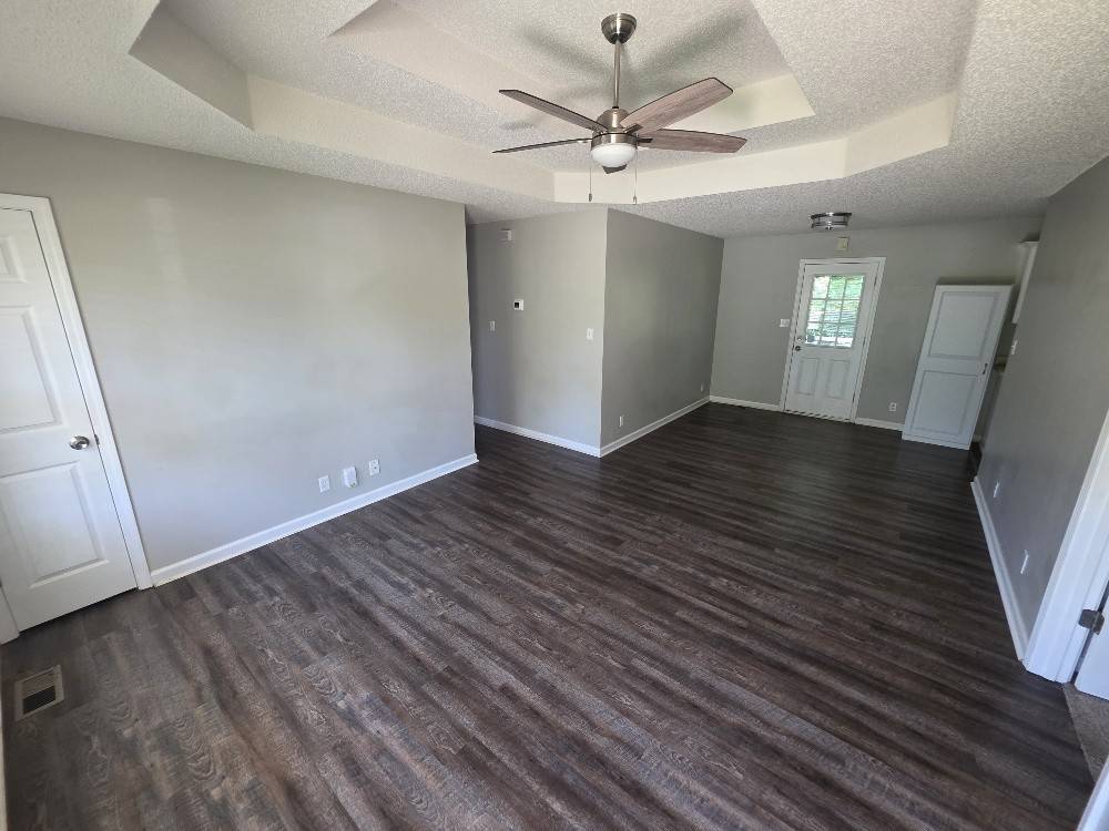 105 Monarch Ln, Clarksville, TN 37042