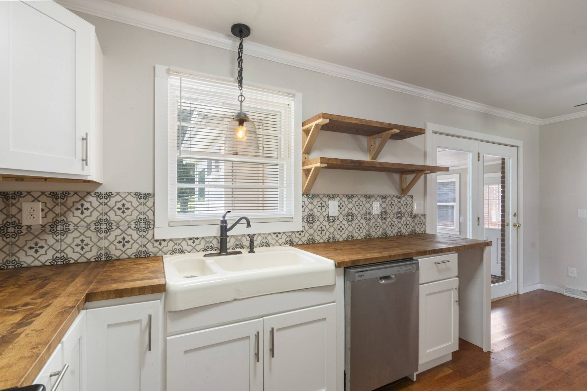 130 Payne Springs Rd, Dickson, TN 37055