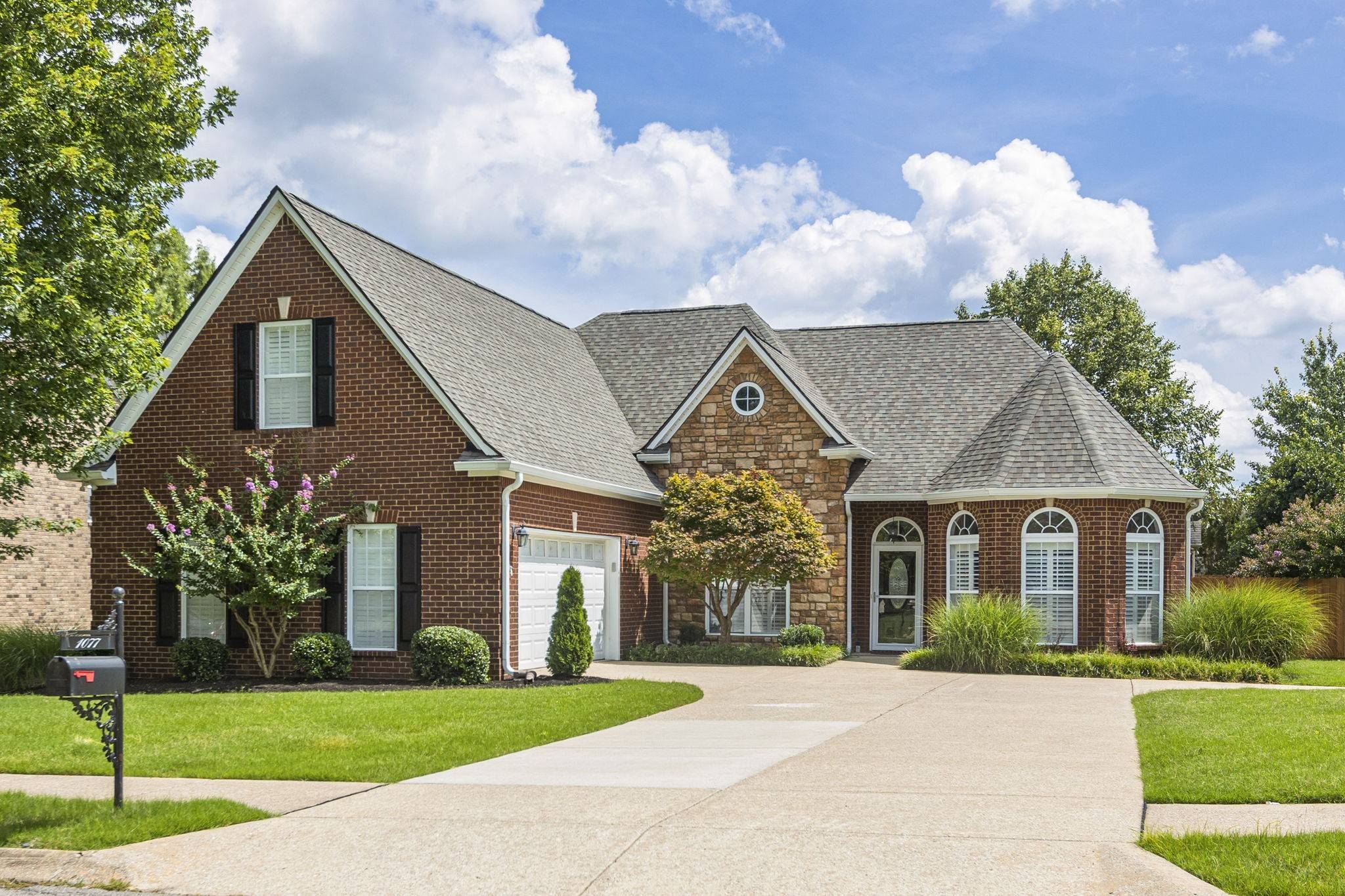 1077 Nealcrest Cir, Spring Hill, TN 37174