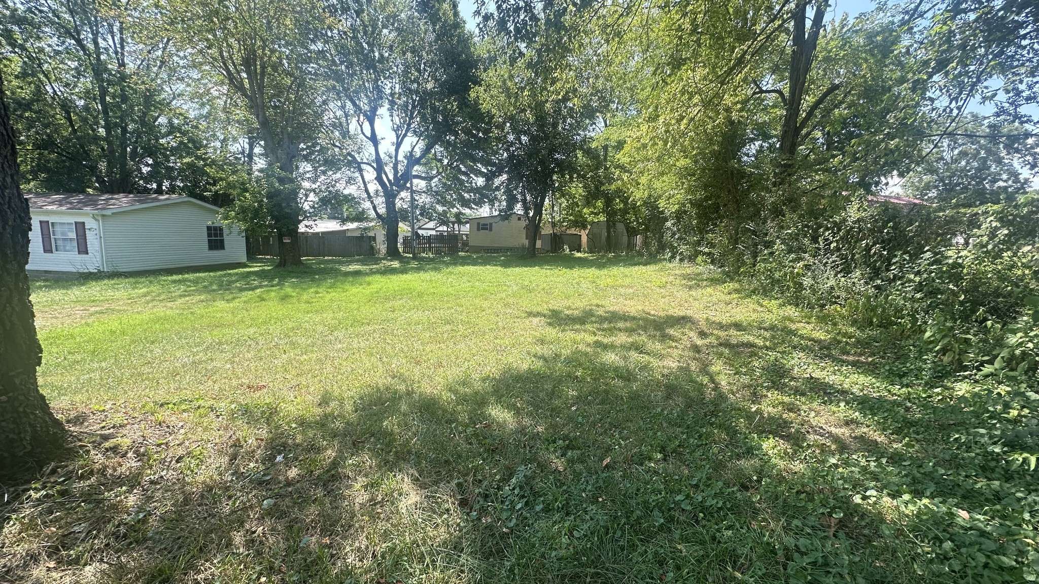 412 W McGlothlin St, Portland, TN 37148