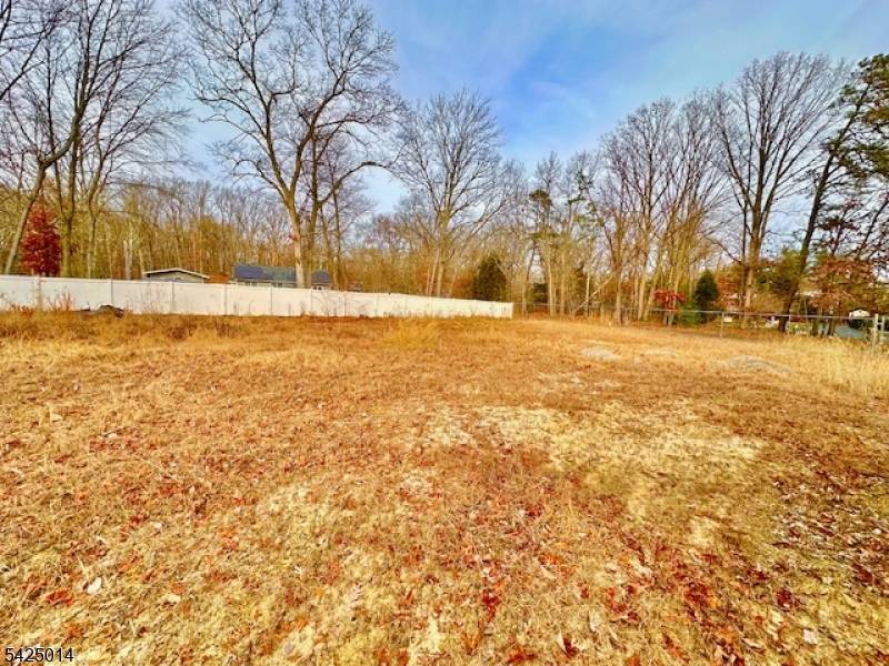 570 Ticetown Rd, Old Bridge Twp., NJ 08857