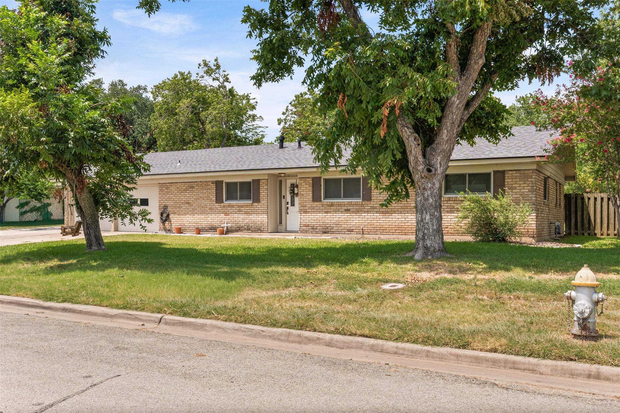 3302 Chisholm TRL, Temple, TX 76504