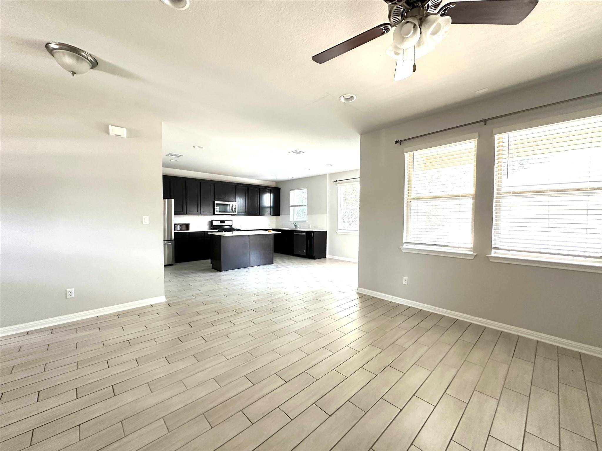 2724 Stone Branch DR, Leander, TX 78641