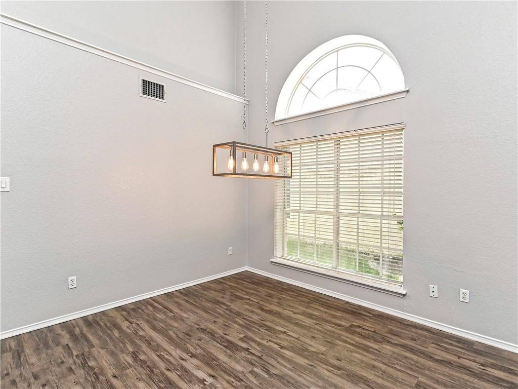 3512 Texas Topaz DR, Austin, TX 78728
