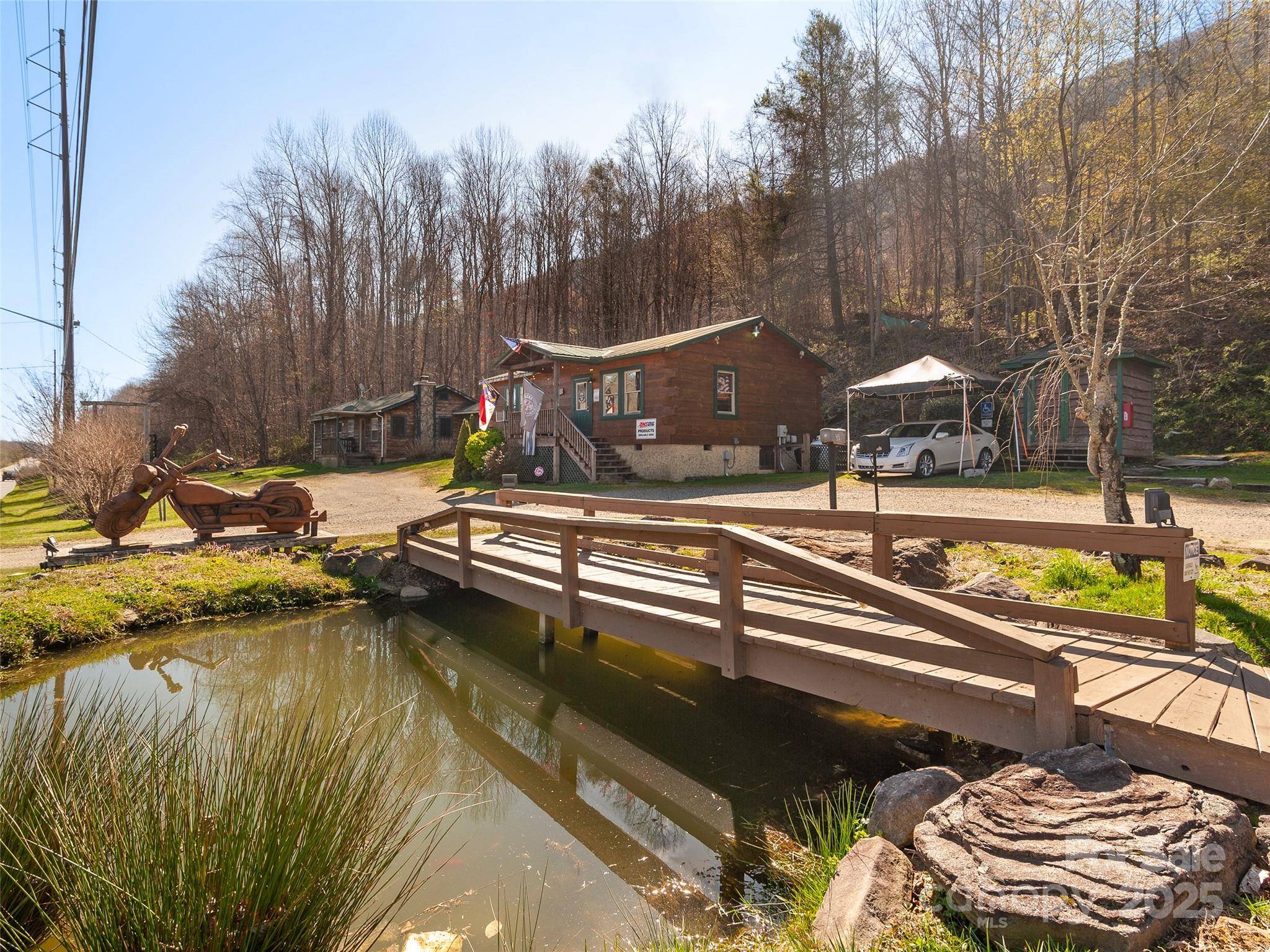 1369 Soco RD, Maggie Valley, NC 28751