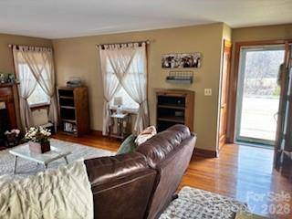 3391 Asbury RD, Mount Airy, NC 27030