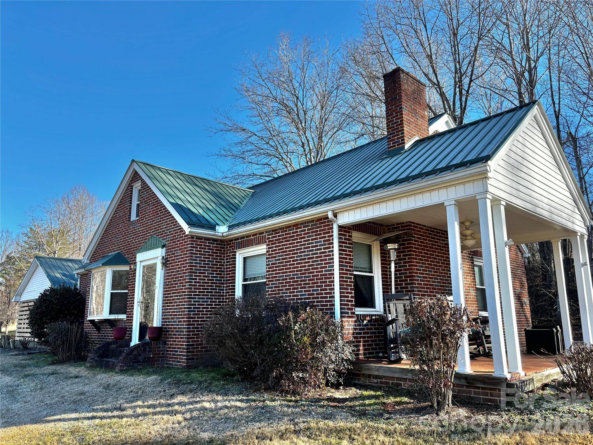 3391 Asbury RD, Mount Airy, NC 27030