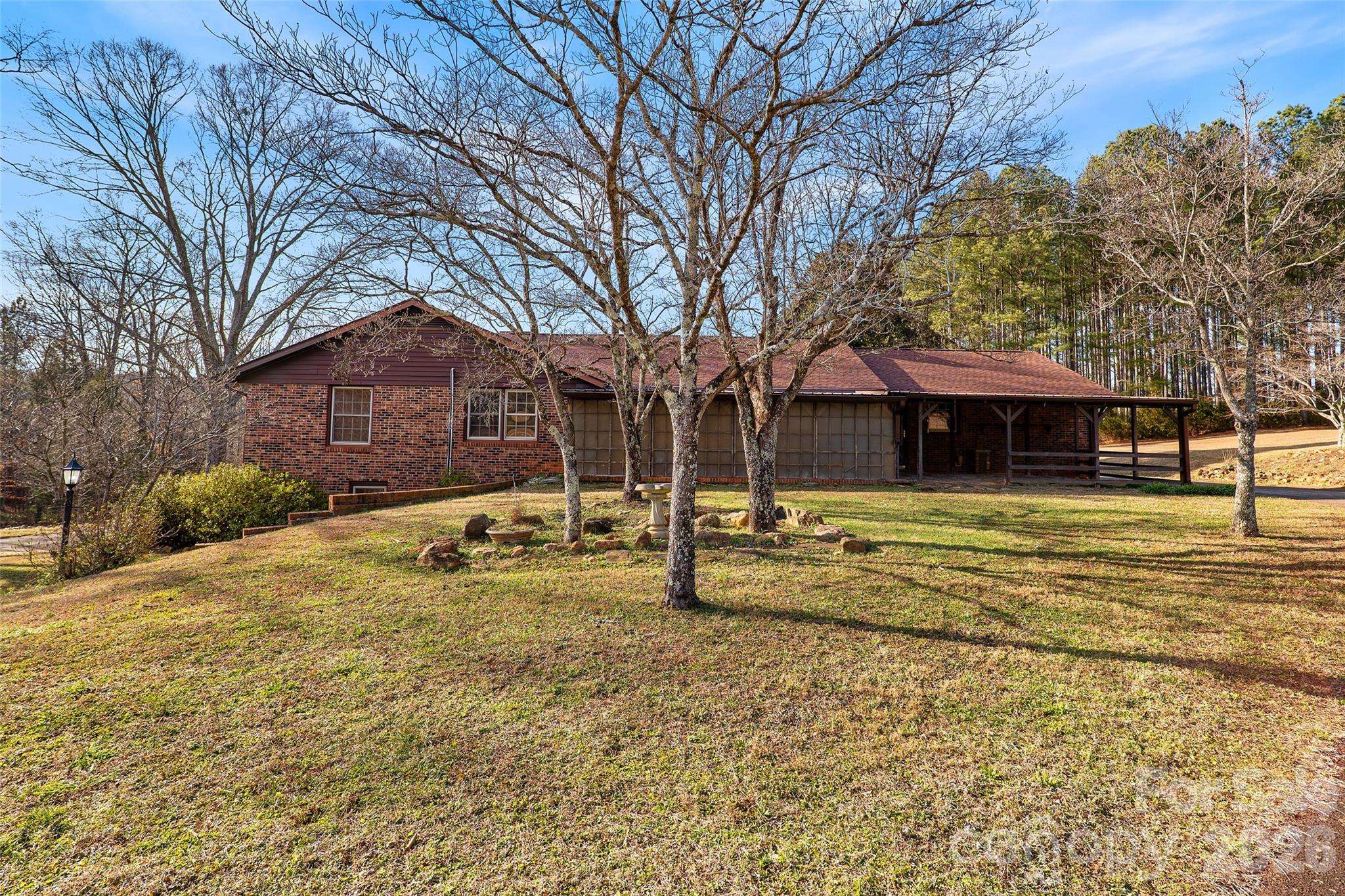 591 Landrum RD, Columbus, NC 28722