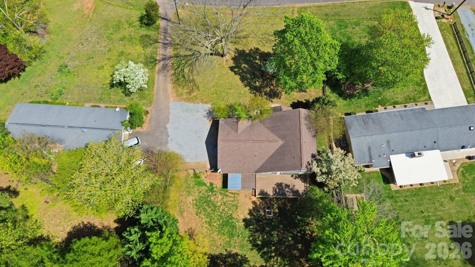 2036 Hickory Hills DR, Denver, NC 28037