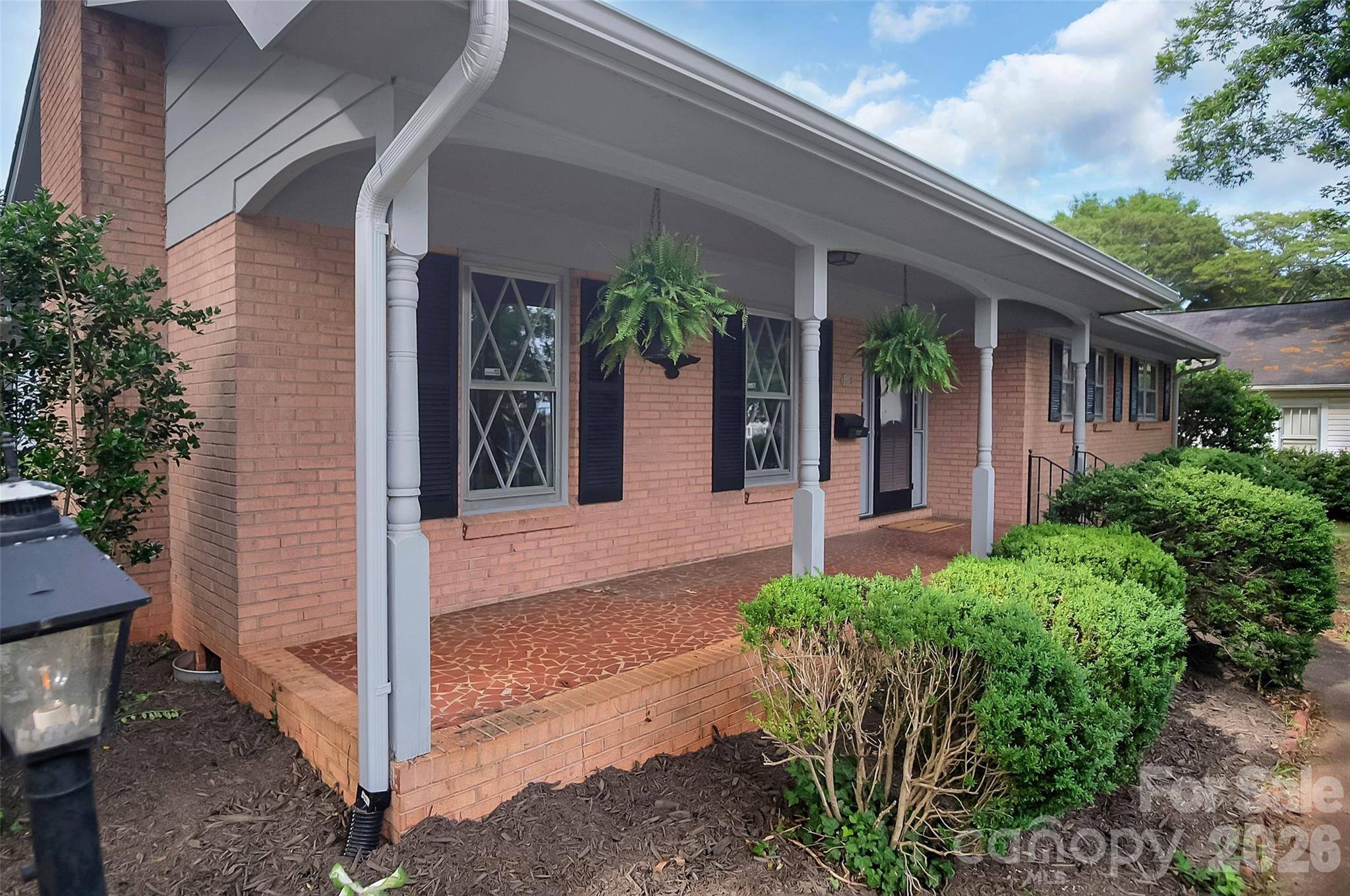 327 Arlington ST, Forest City, NC 28043