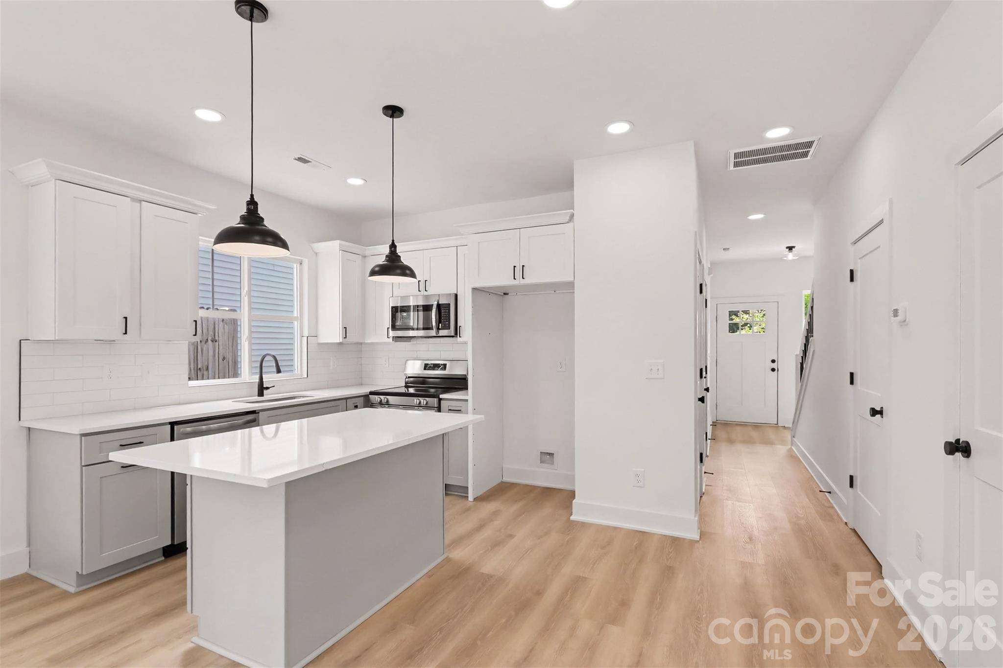 206 W Todd LN #A & B, Charlotte, NC 28208