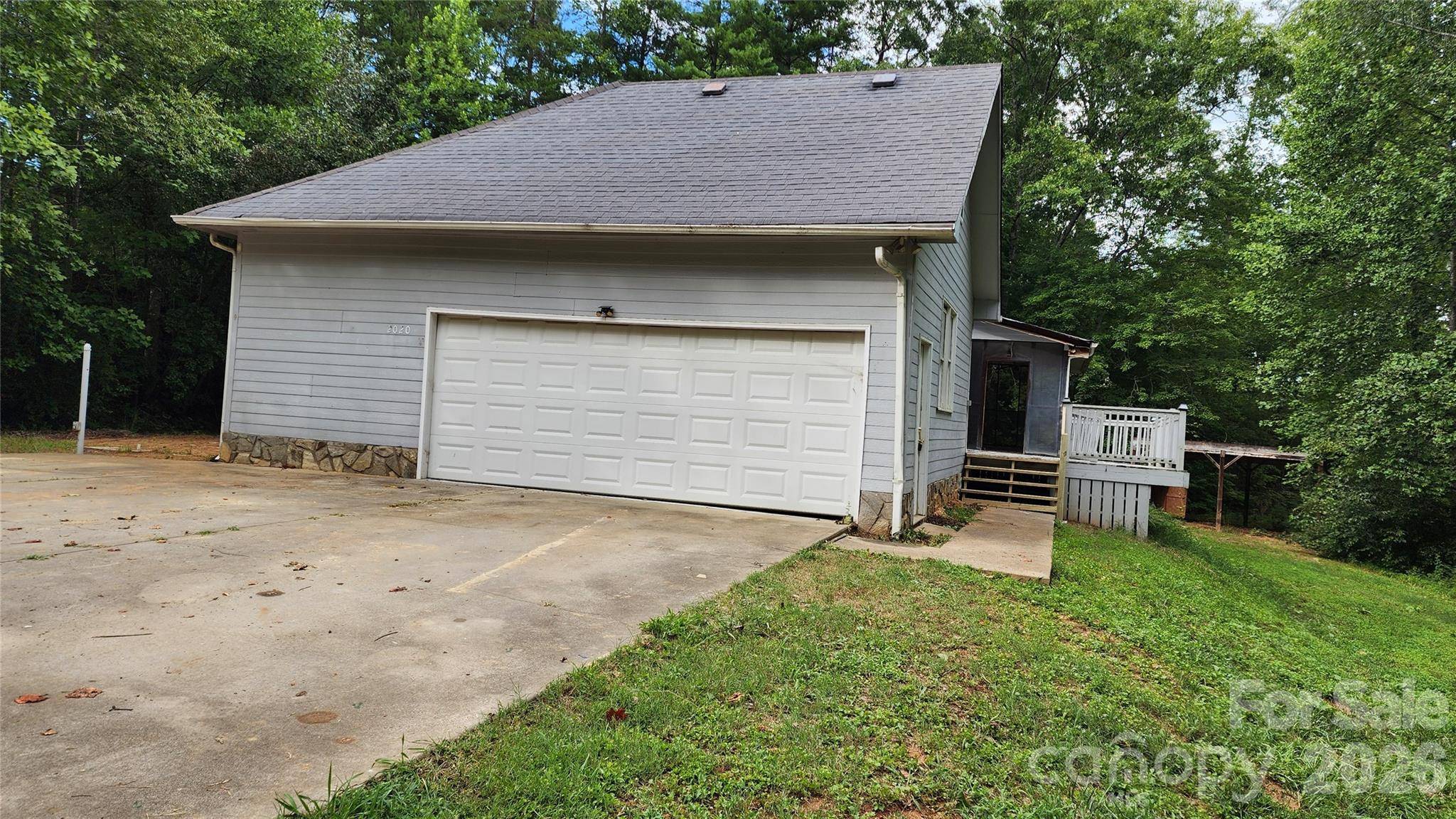 2020 Ada Williams LN, Lenoir, NC 28645
