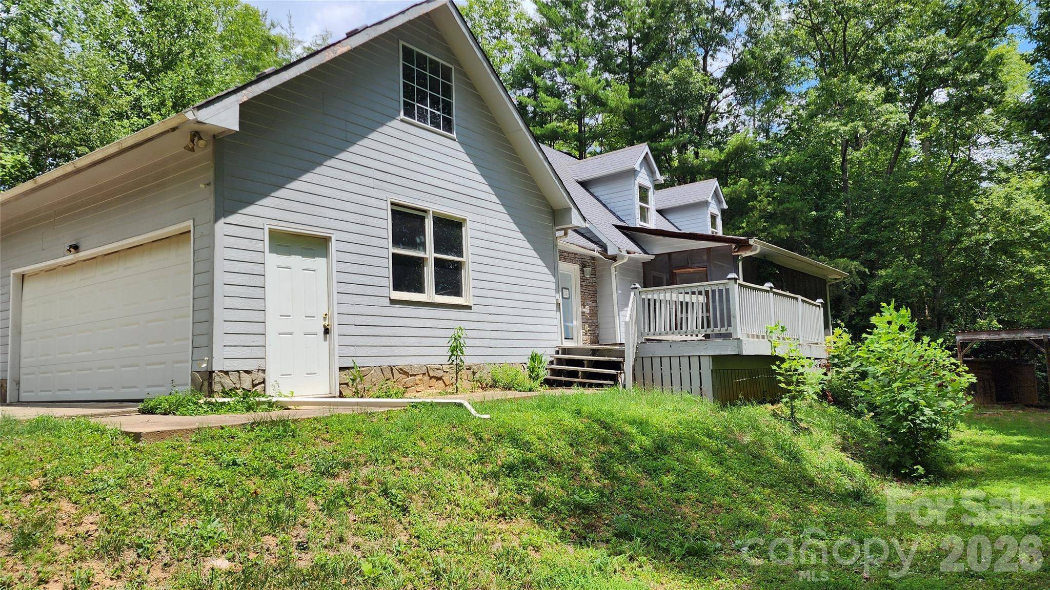 2020 Ada Williams LN, Lenoir, NC 28645