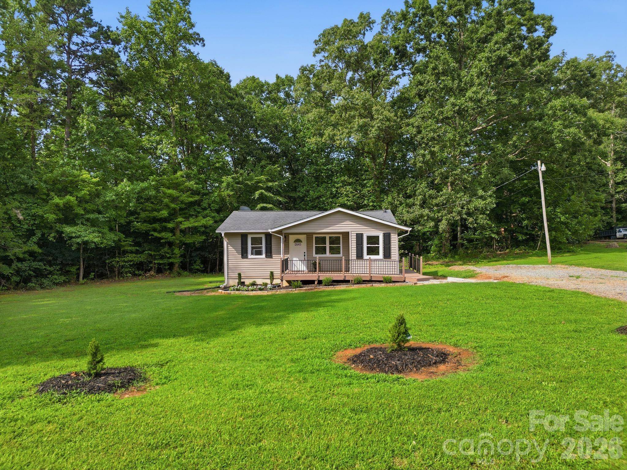 2643 Hopewell Church RD, Sherrills Ford, NC 28673