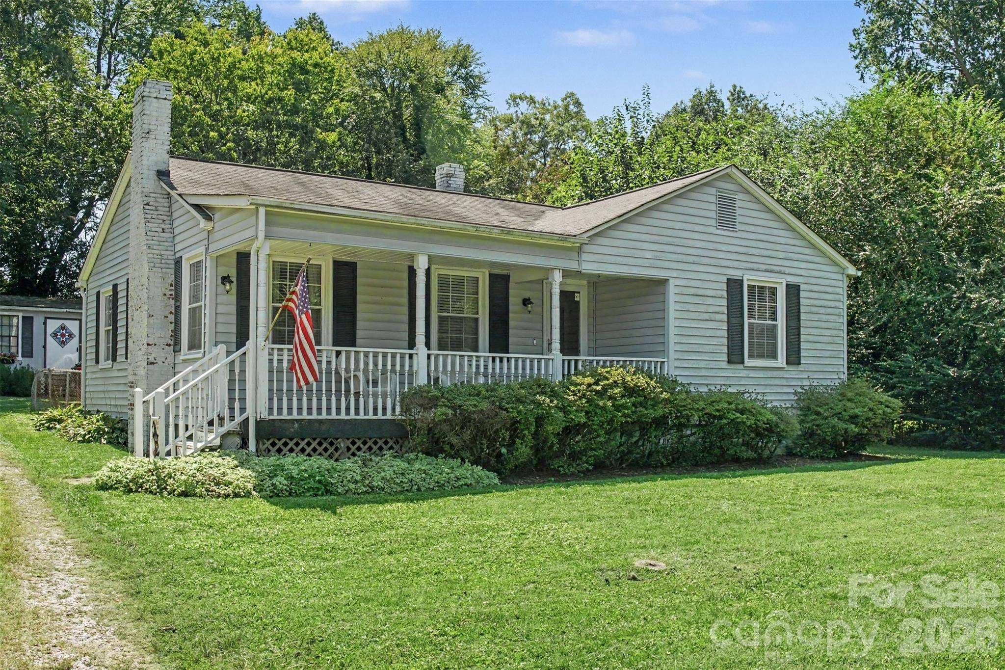 210 N Beaver ST, Landis, NC 28088