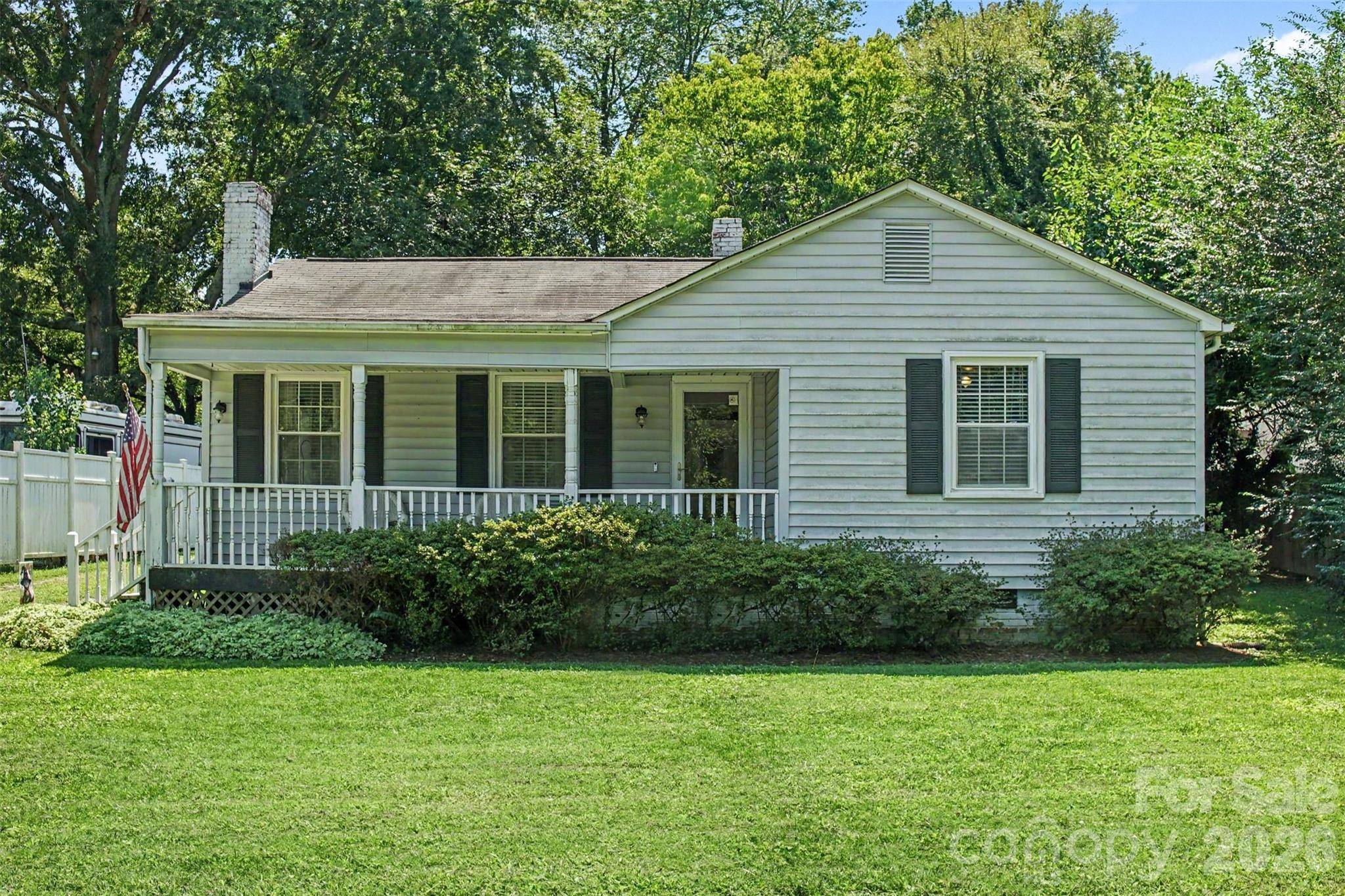 210 N Beaver ST, Landis, NC 28088