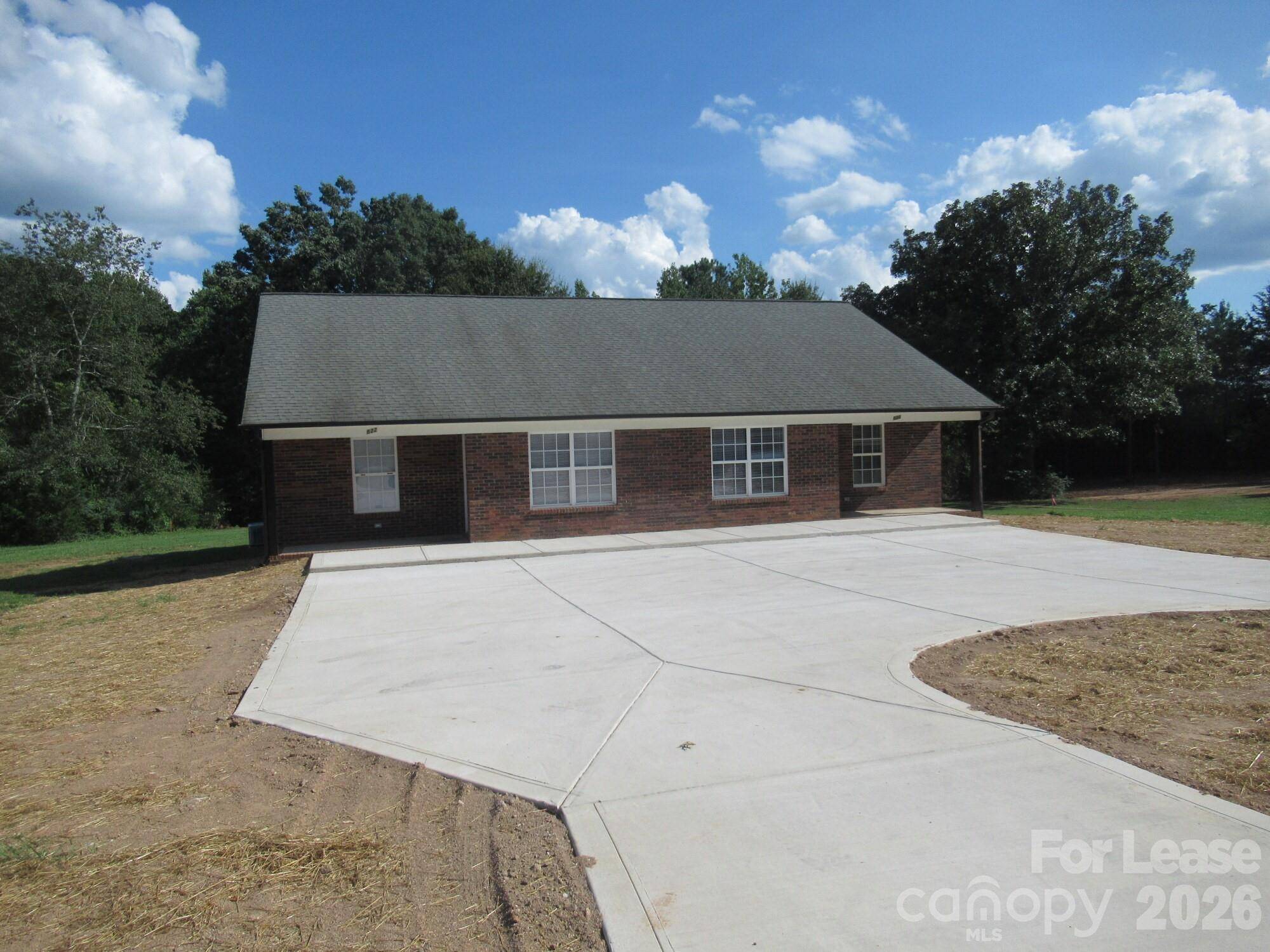 822 Horseshoe Lake RD, Lincolnton, NC 28092