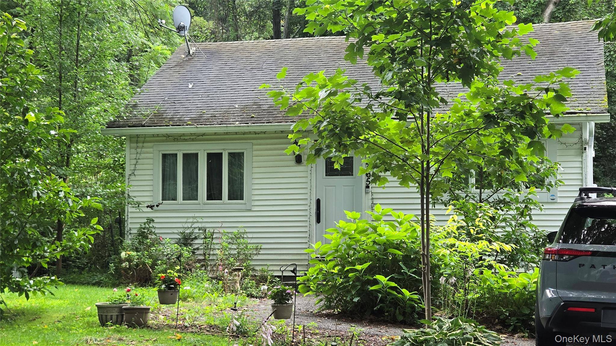 265 Old Pawling RD, Pawling, NY 12564