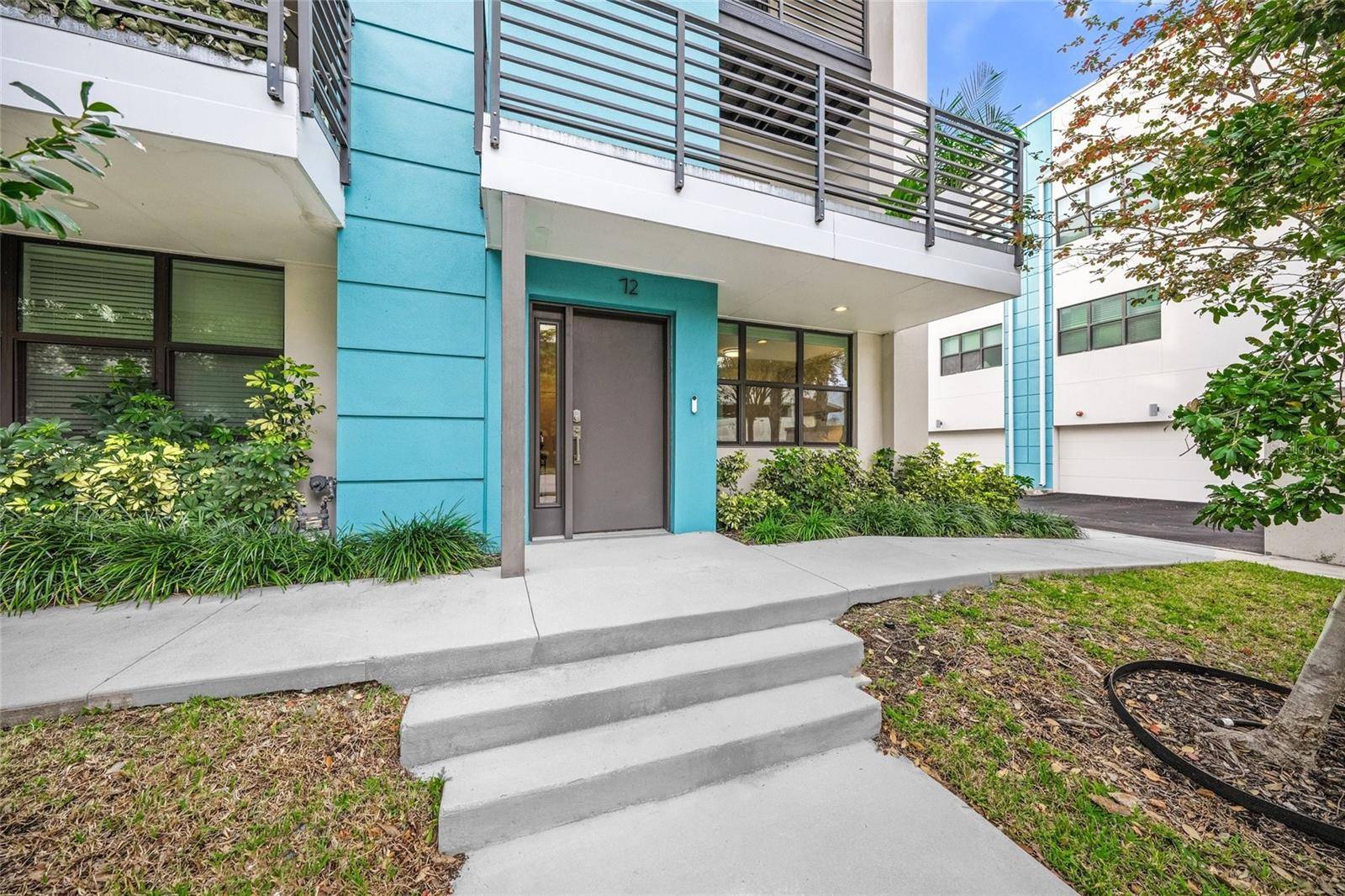72 N SCHOOL AVE, Sarasota, FL 34237