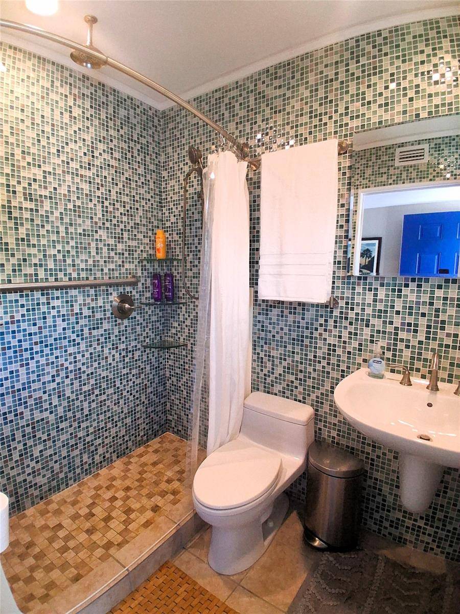 2850 GULF OF MEXICO DR #2, Longboat Key, FL 34228