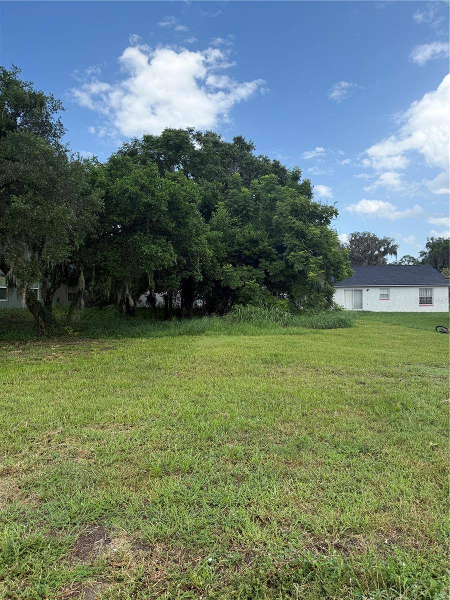 MAGNOLIA ST, Leesburg, FL 34748
