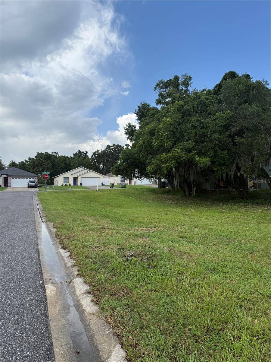 MAGNOLIA ST, Leesburg, FL 34748