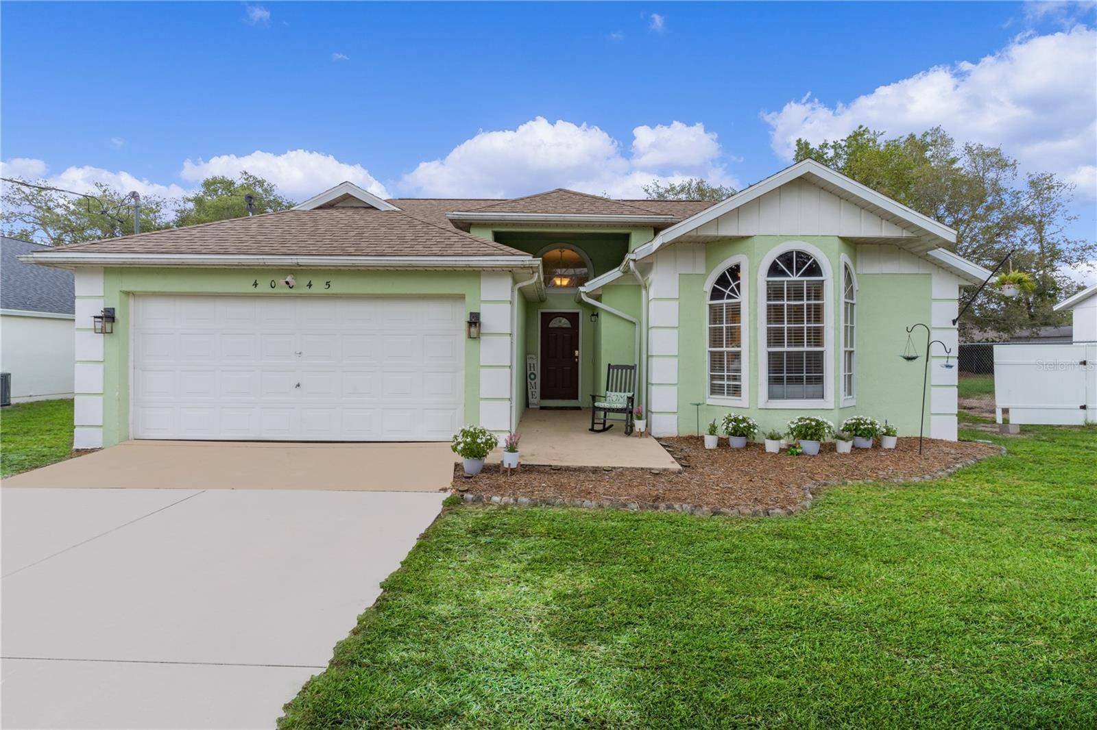 40045 PALM ST, Lady Lake, FL 32159