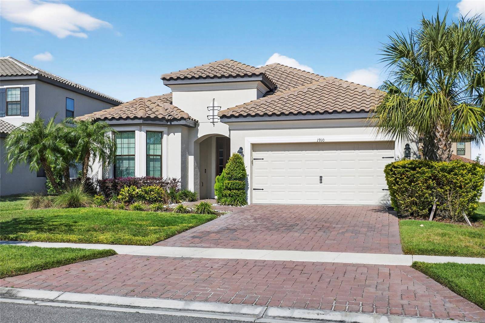 1910 GOBLET COVE ST, Kissimmee, FL 34746