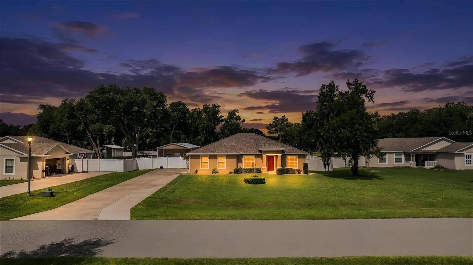 6419 ENGLISH CREEK DR, Lakeland, FL 33811