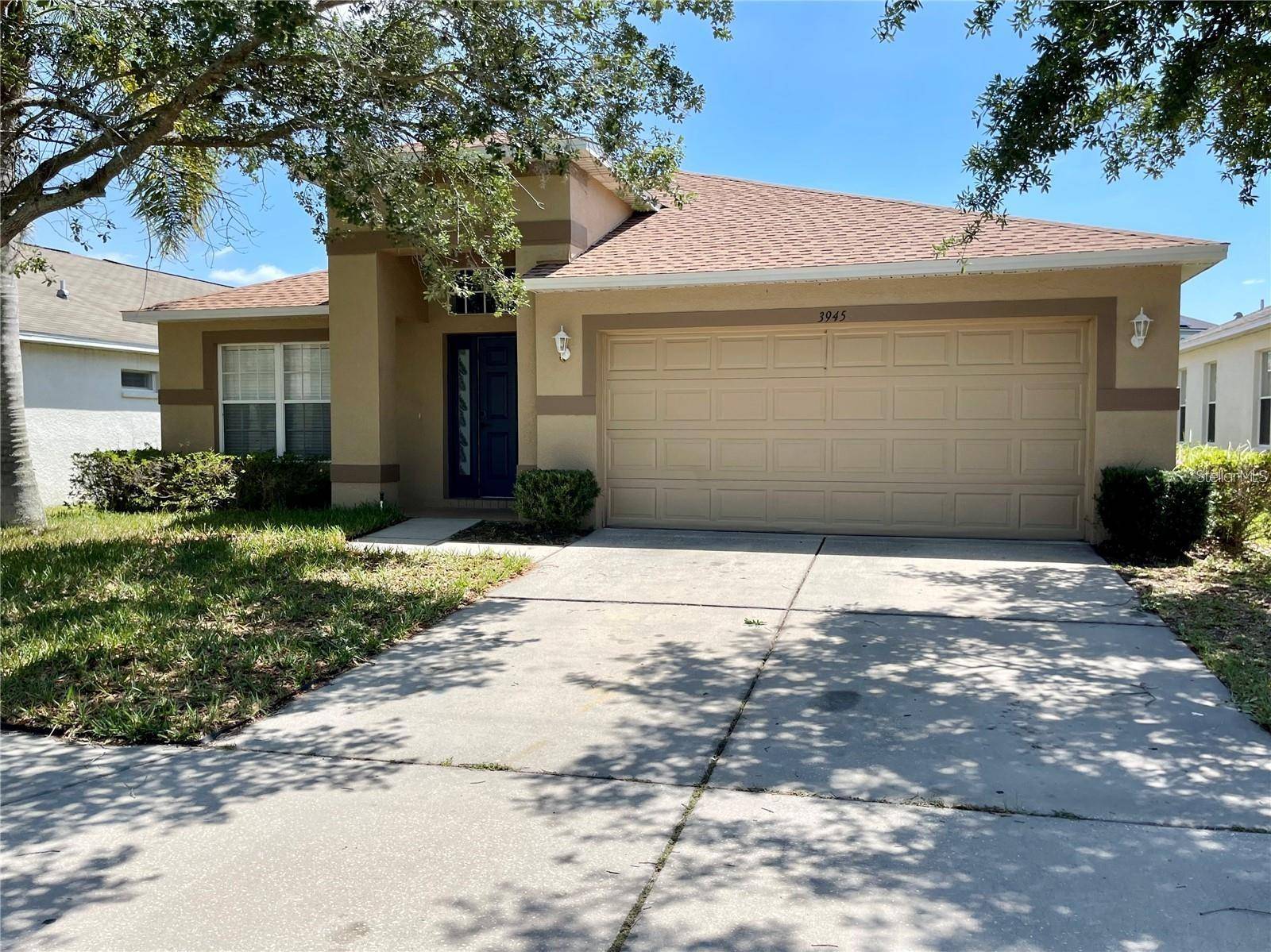 3945 HAMPTON HILLS DR, Lakeland, FL 33810