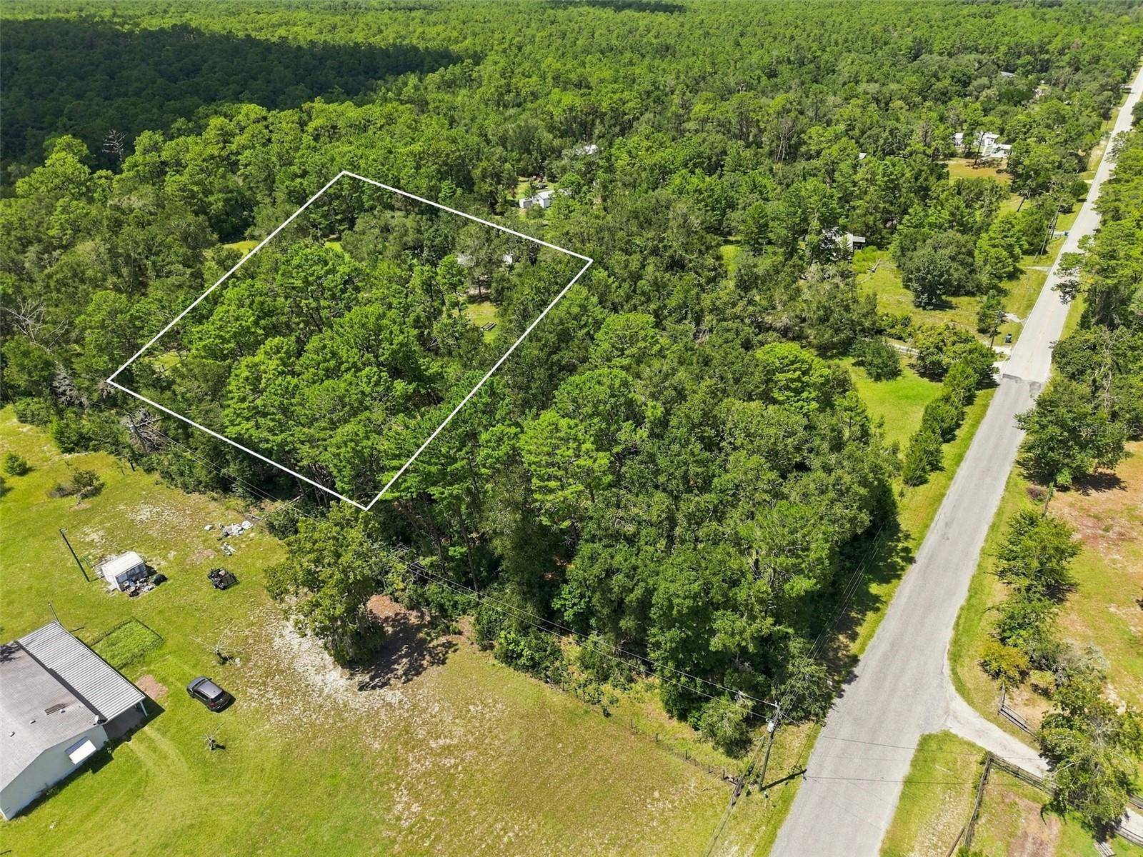 25905 SITTING BULL ST, Brooksville, FL 34601