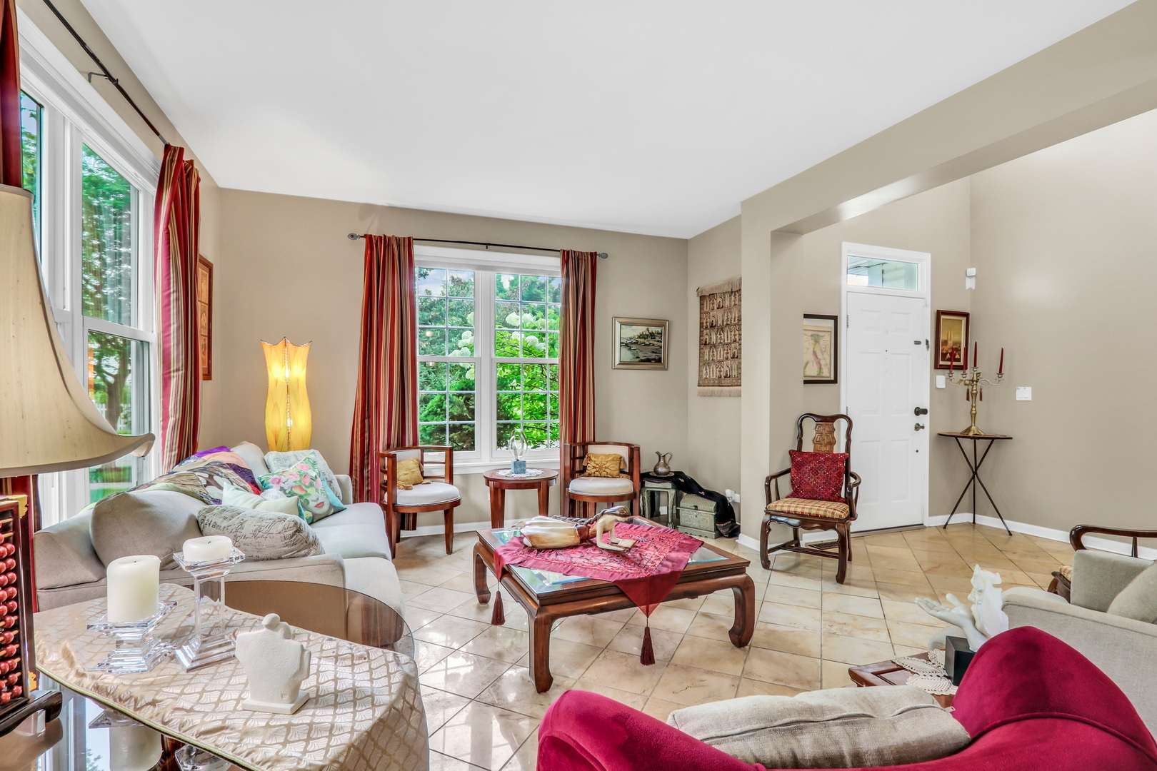 4541 W Westchester LN, Libertyville, IL 60048